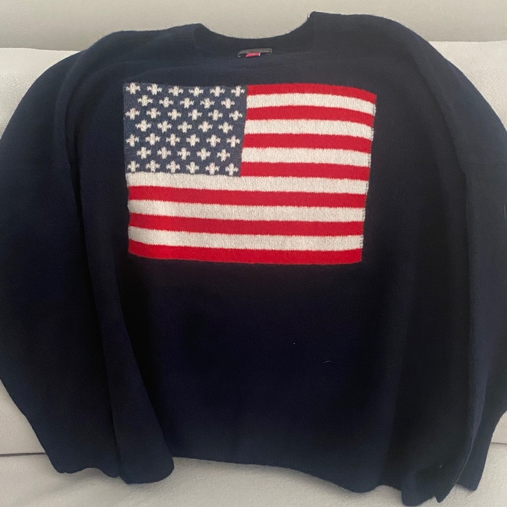 Vince Camuto Navy Sweater with American Flag Design